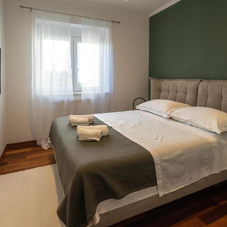 Lumaja Luxury Apartman 비오그라드나모루 외부 사진