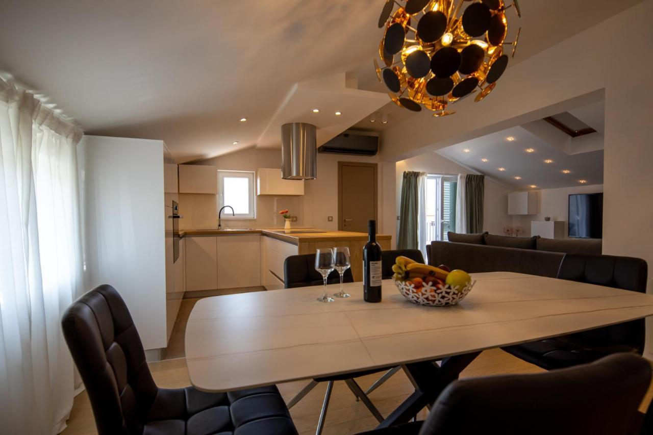 Lumaja Luxury Apartman 비오그라드나모루 외부 사진